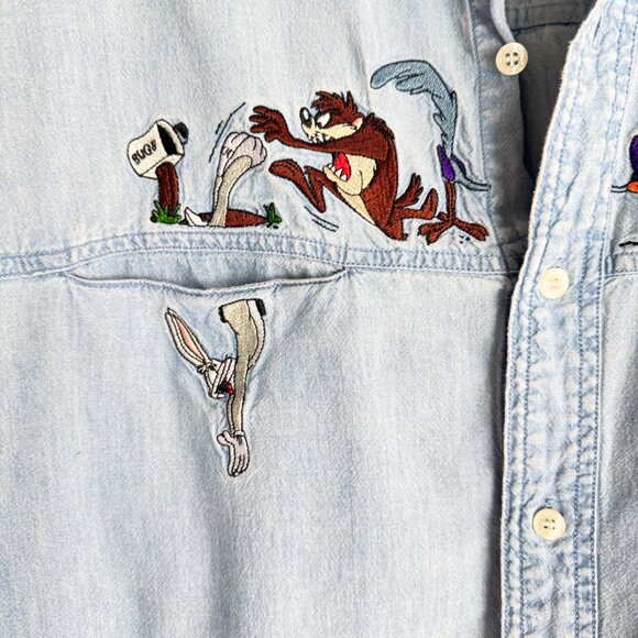 Warner Brothers Studio Store Lightweight Denim Embroidered Cartoon Shirt L - Picture 4 of 7